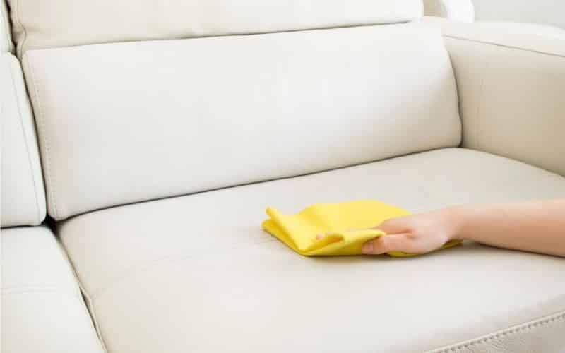 Upholstery cleaning in London